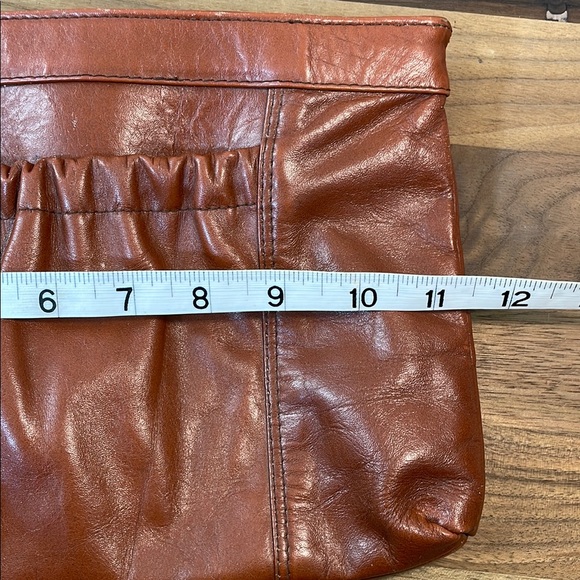 VTG B. Young Leather 70’s 80’s Western Neutral Zipper Clutch Purse Festival Chic - Picture 15 of 16